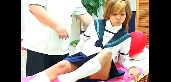  GoGo Massage - Schoolgirl spreads Ass